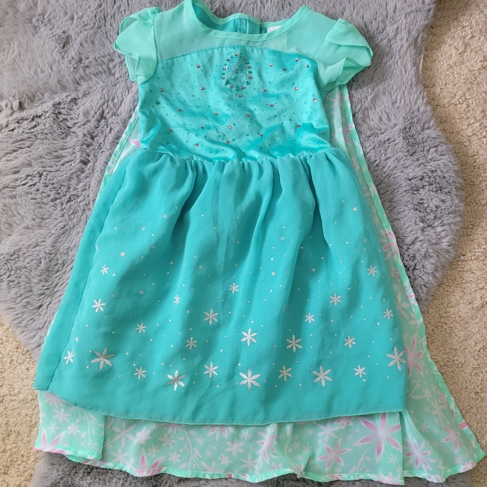 Size 2 little girls Elsa dress with cape